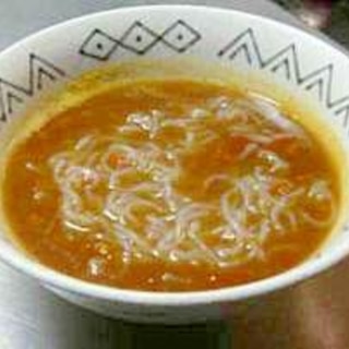 食べ過ぎた後は。。。しらたきカレーうどん